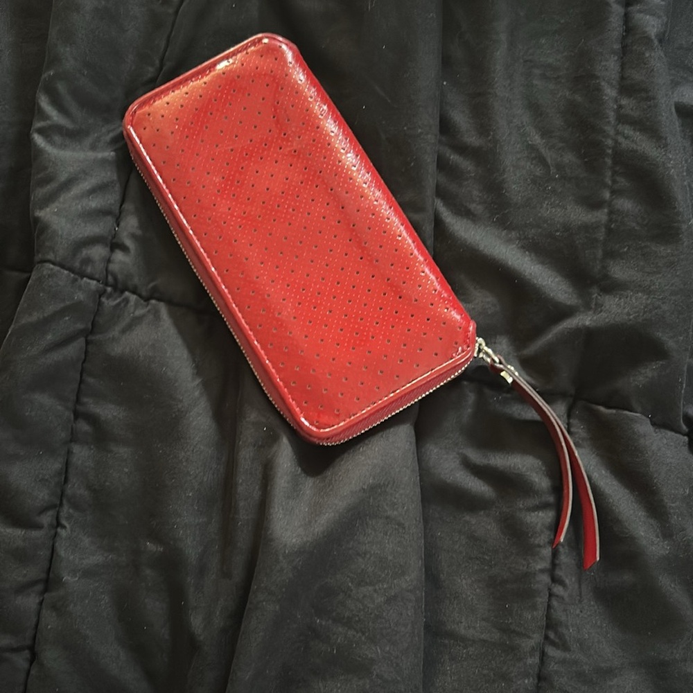 Red Wallet - Picture 2 of 3